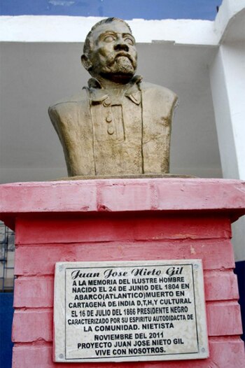 Busto de Juan José Nieto