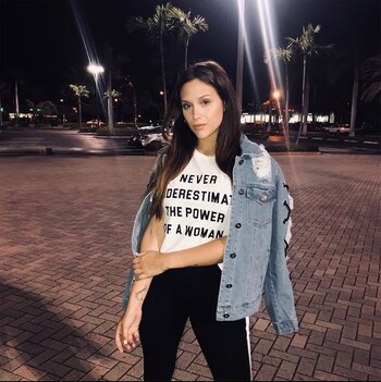 Barbie Vélez con su antiguo