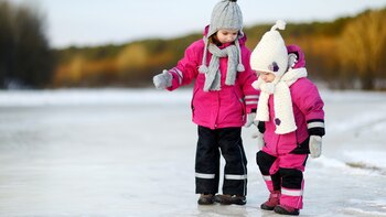 Los niños y ancianos son