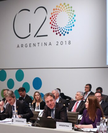 Caputo y Dujovne, en la