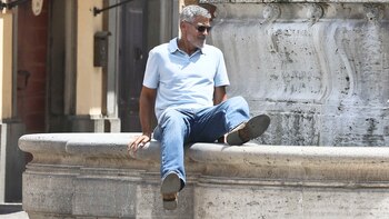 El artista dirige la serie