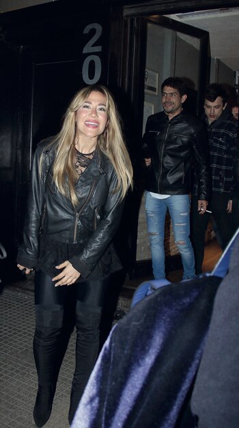 La pareja se retira del