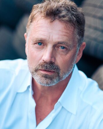 John Schneider fue sentenciado a