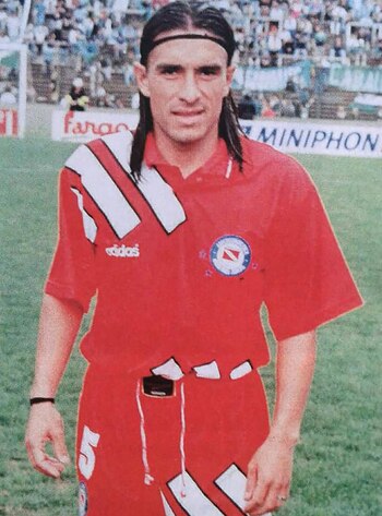 Vespa vistió la camiseta de