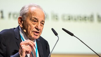 En 1992, la Academia Sueca