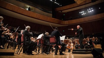 Durante la interpretación de la