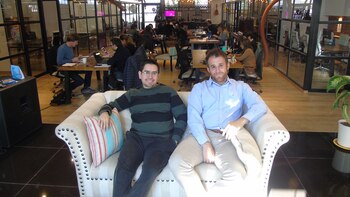 Menniti, a la derecha, considera