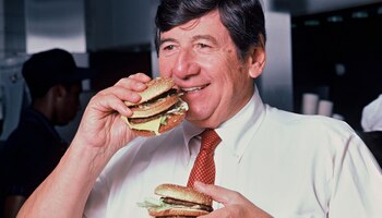 Jim Delligatti creó la hamburguesa