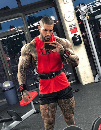 (Instagram: @leon68yaki)