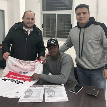 Abel Casquete firmó con Demortivo