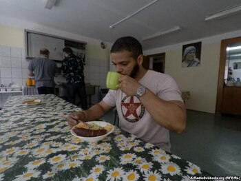 Esteban Torres en el albergue
