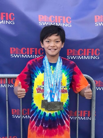 Clark Kent disfruta de nadar