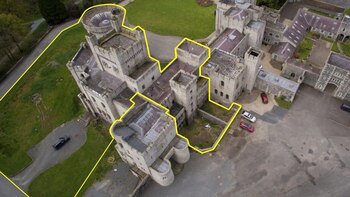 (Maison Real Estate)