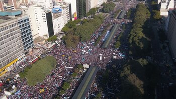 En agosto de 2018, una de las manifestaciones populares (Thomas Khazki)