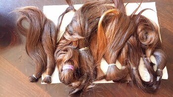 Pelo natural recién cortado para