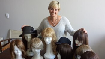 Rita Fournier, junto a 9