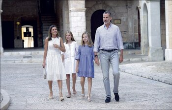 El Rey Felipe VI junto