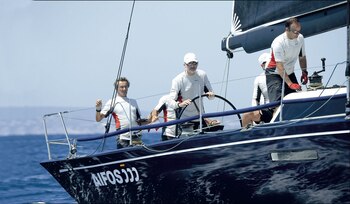 Felipe VI en plena Regata