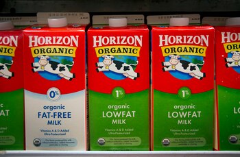 La leche de la marca “Horizon Organic” en un estante de un supermercado de Nueva York (Bloomberg/Scott Eells)