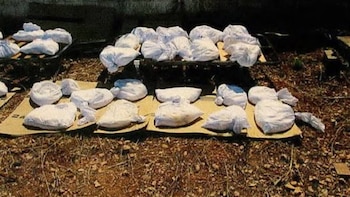 Las bolsas con material explosivo