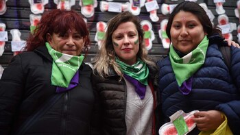 Socorristas en red que llegaron desde Neuquén a la vigilia (Manuel Cortina)