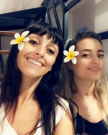 Ailén junto a Myrian Acevedo