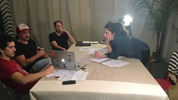 Reunidos en plena acción. Josefina