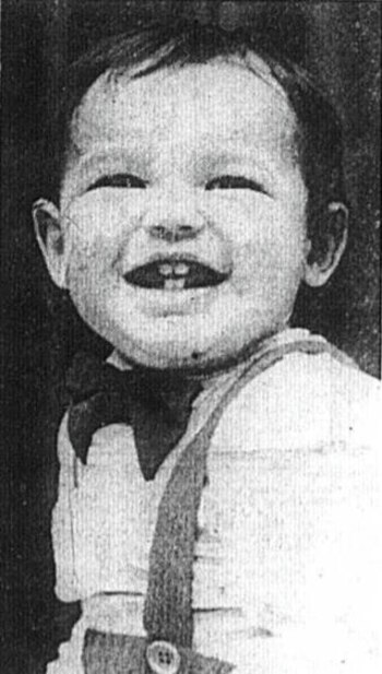 Chi Ming Shek, Marky, fue