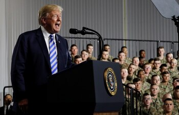 Donald Trump habla ante un