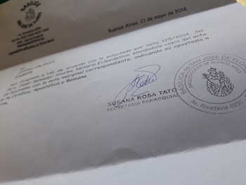 Carta firmada por la secretaria