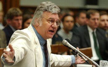 James Traficant fue detenido en