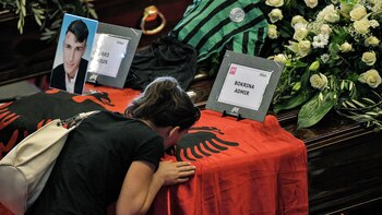 La ceremonia católica empezó a las 11:30 local (AFP)