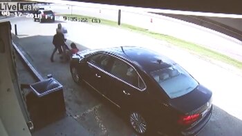 El esposo trató de ayudarla