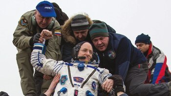 Kelly llega a la Tierra