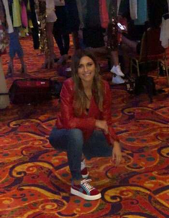 Mariana Brey en la pasada de Skayne calzados