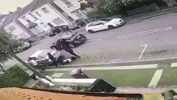 Sus compañeros lo dieron por muerto y se fueron