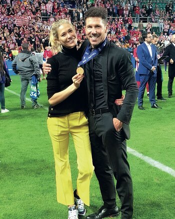 Cholo Simeone y su pareja Carla Pereyra