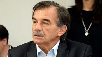 Los dos ladrones estaban armados