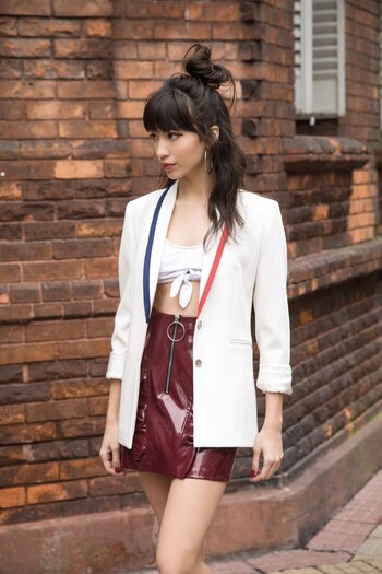 Blazer con vivos de colores