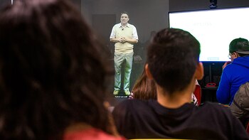 La clase fue impartida a