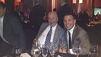 Juan Ángel Napout junto a