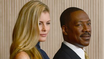 Paige Butcher y Eddie Murphy