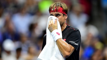 El español David Ferrer transpirando ante Rafael Nadal