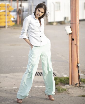 Camisa de cuero con tachas