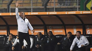 Cuca se mostró crítico con