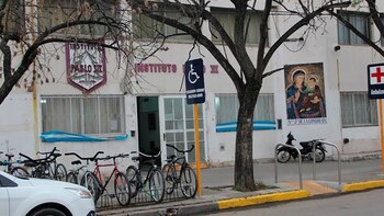 Alumno apuñaló a otro con