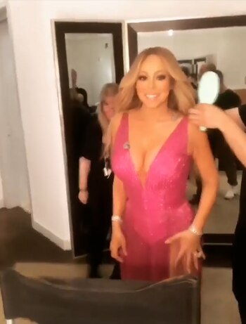 Mariah Carey lució un vestido