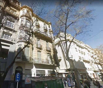 Hotel Tandil, el “hogar” de Soriano cuando se afincó en Buenos Aires
