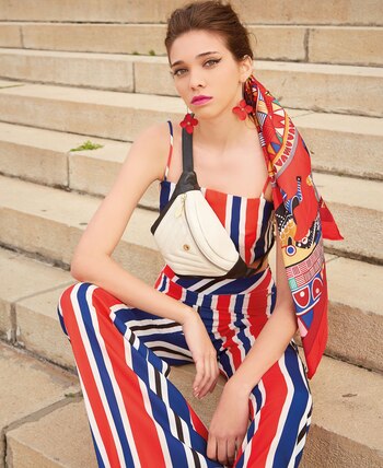 Crop top y pantalón de