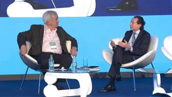 La charla entre el ministro